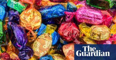 Quality Street axes plastic wrappers for recyclable paper