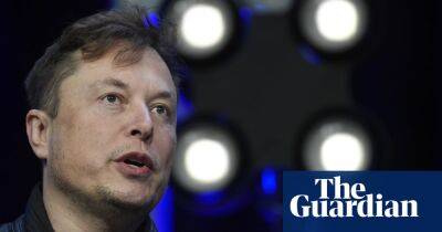 Twitter shares halted amid reports Elon Musk to go ahead with $44bn buyout