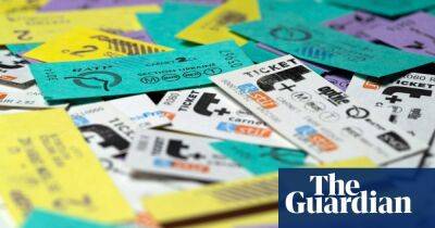 Paris Métro paper ticket reaches end of the line after more than 120 years