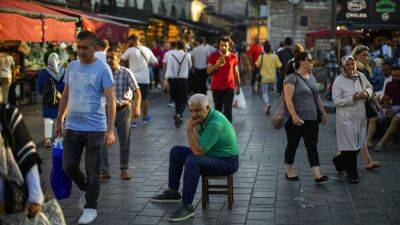 'Everything is overheating': Why is Turkey's economy in such a mess?