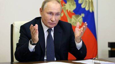 Putin vows to 'stabilise' Ukrainian regions as he signs annexation decrees