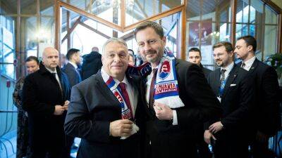 Slovakian Prime Minister gives Viktor Orban new scarf after 'Greater Hungary' controversy