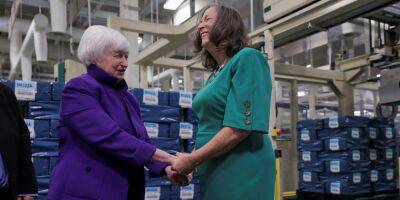 Janet Yellen’s Signature on U.S. Currency Marks First Time Bills Autographed by Two Women