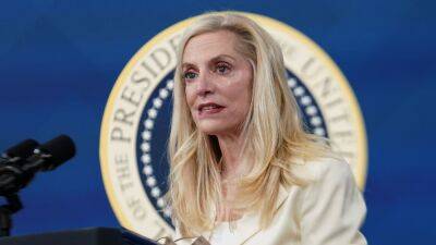 Fed Vice Chair Lael Brainard says it's 'very hard to see the case' for the Fed pausing rate hikes