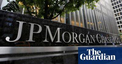 JP Morgan Chase sets aside funds to cover feared loan losses