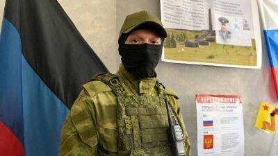 Ukraine war: Occupied eastern regions start voting in 'sham referenda'