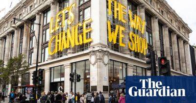 ‘Tourists want to spend’: shoppers in London share views on the mini-budget