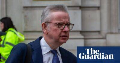 Michael Gove and UK housebuilders in row over post-Grenfell safety fittings