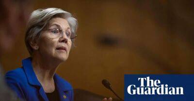 Elizabeth Warren says Fed chair ‘failed’ and calls for inquiry into bank collapse