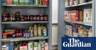Food banks supported 800,000 UK children in 2021-22, data shows