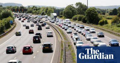 Busy roads and airports expected over late-May UK bank holiday weekend